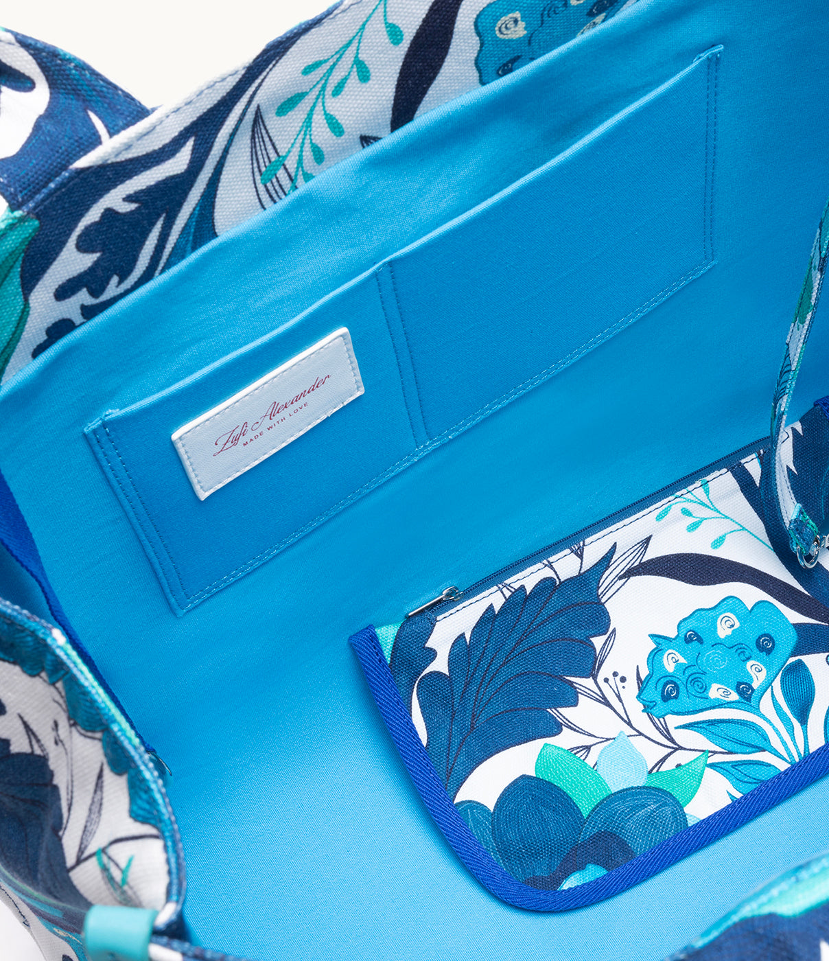 THEE BLUE BAG