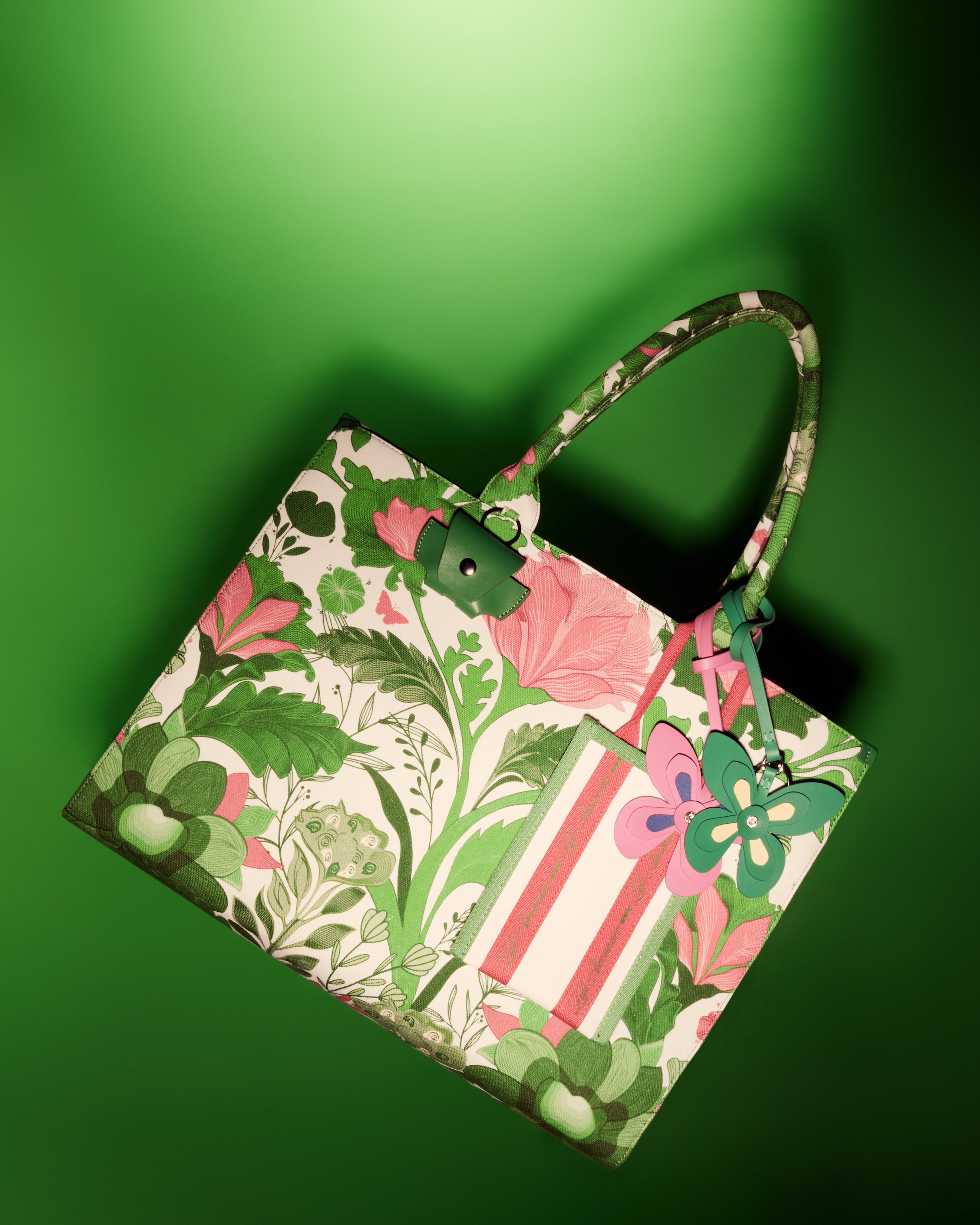 THEE GREEN BAG